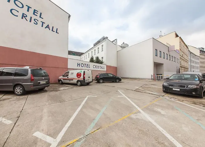 Hotel Novum Cristall Messe 3*